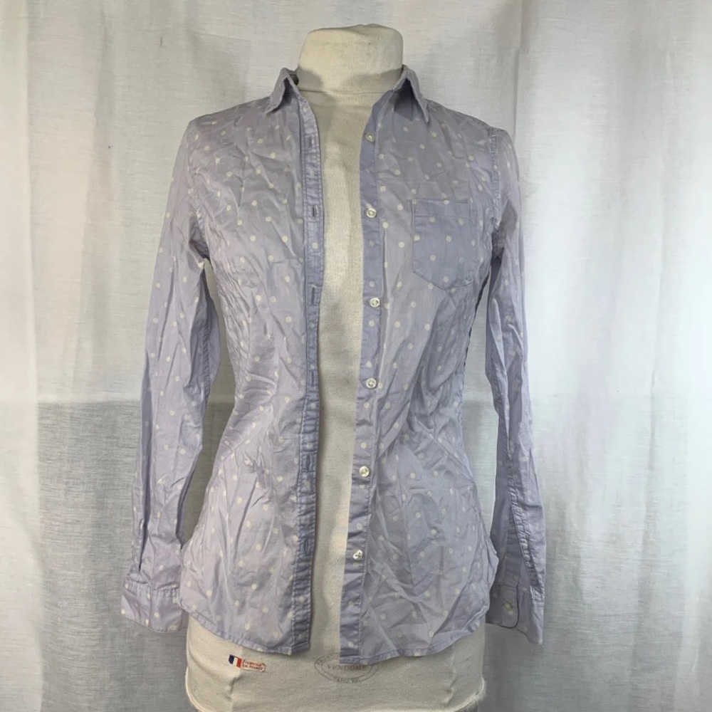 uniqlo polka dot button down blouse